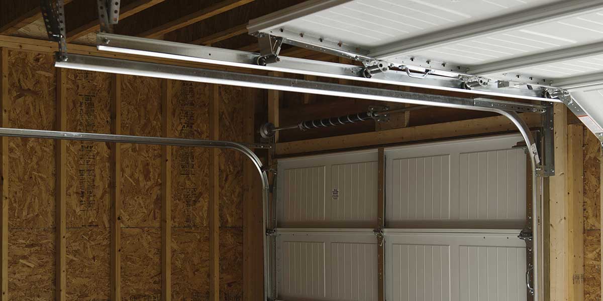 do garage door tracks need lubrication